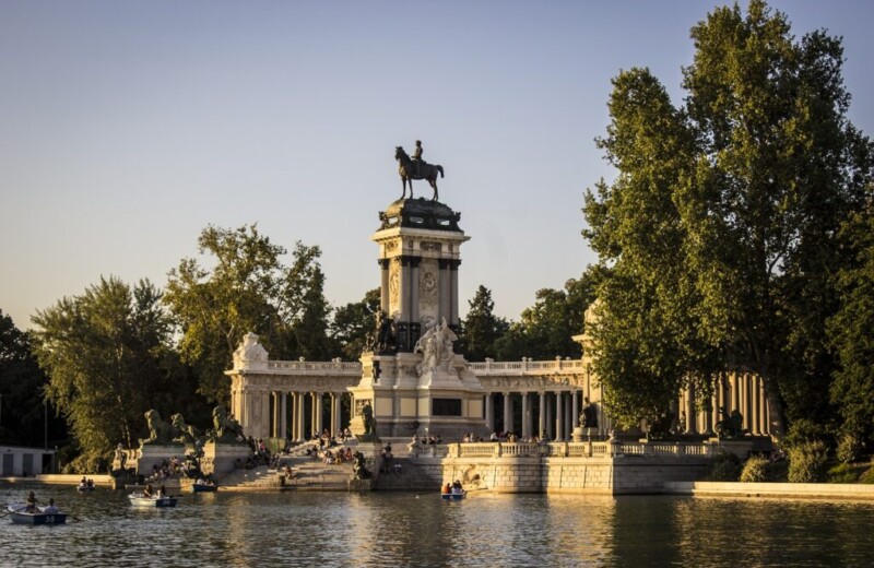 retirement-park-madrid-spain-3547463-1024x682